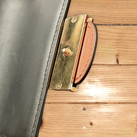 Louis Vuitton Dauphine Compact Wallet M68725 - Picture 4 of 6